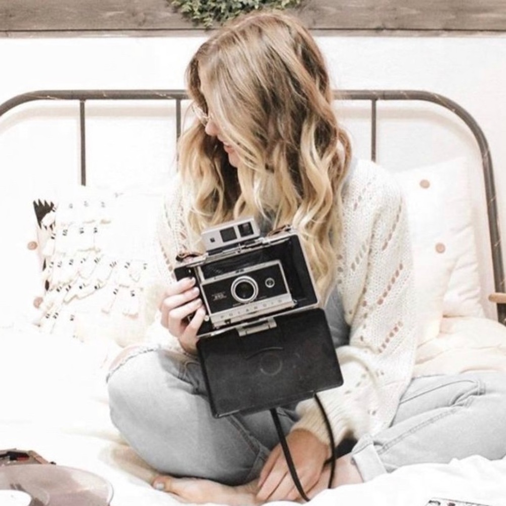 Vintage Polaroid Automatic 250 Land Camera